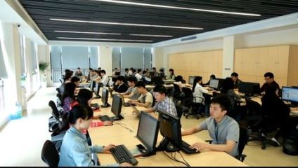 軟件外包服務(wù) 企業(yè)數(shù)字化轉(zhuǎn)型的得力助手